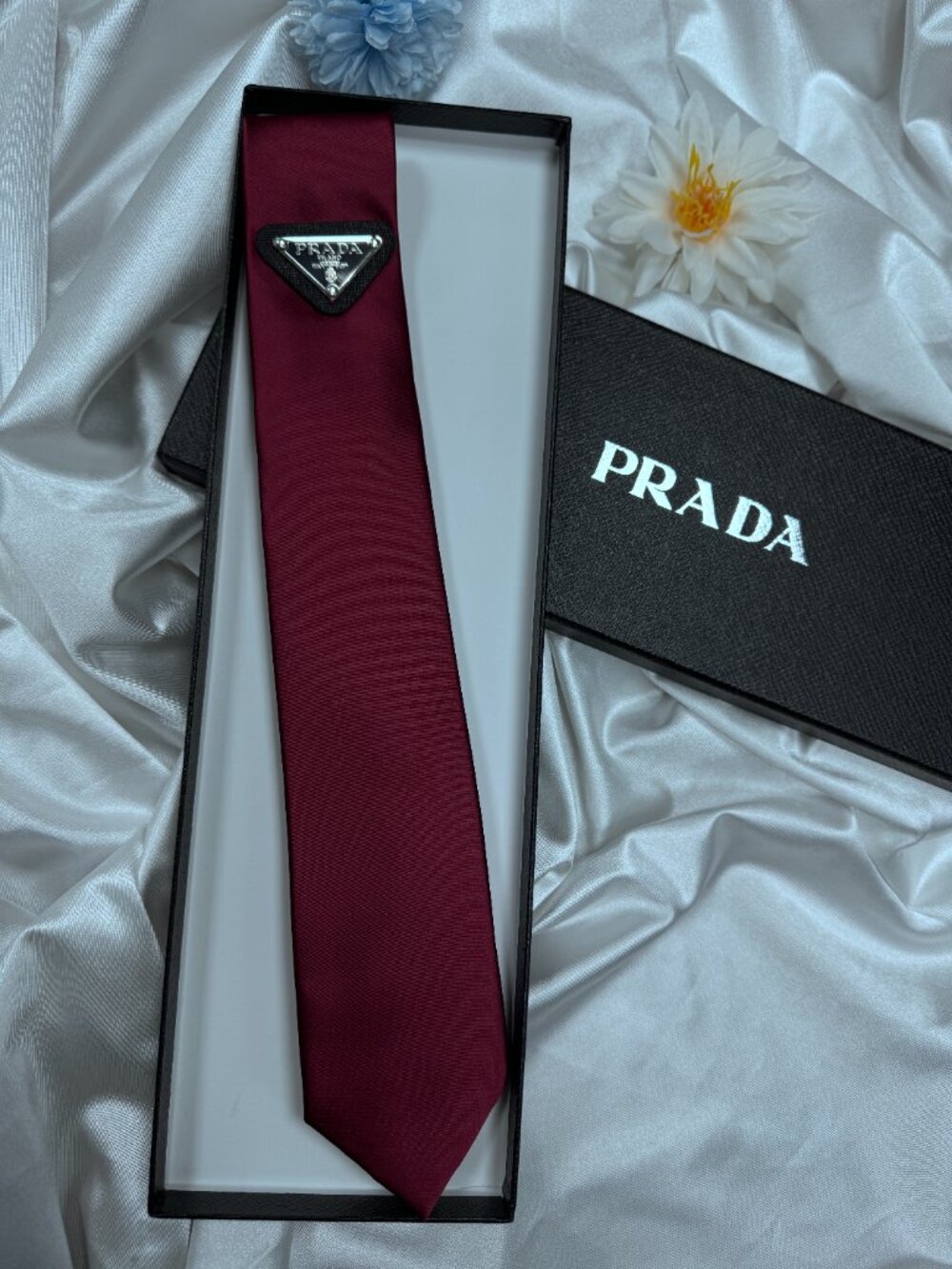 NWT Prada Red Tie Signature Logo  ❤️ Formal Wedding Business Necktie 🎁 - Picture 4 of 6
